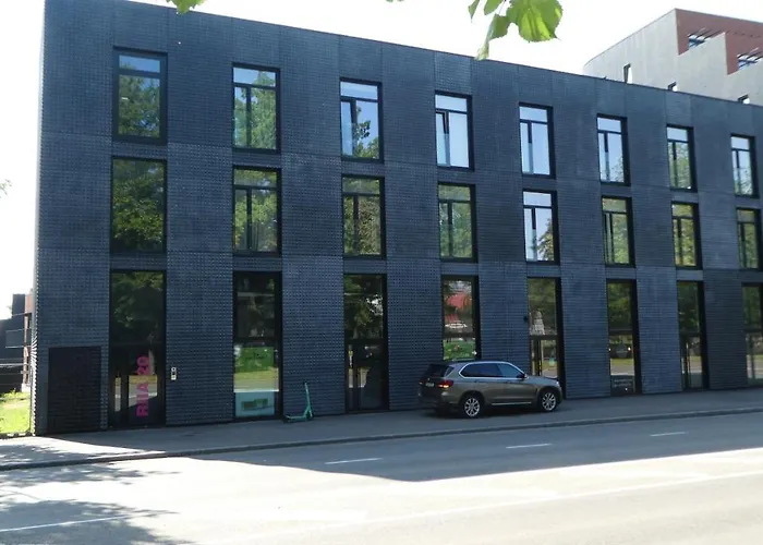 Apartment Riia 20 5 *